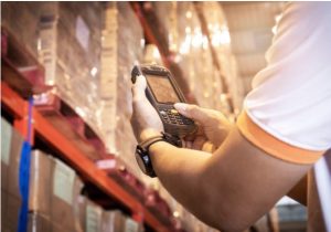 5 Key Warehouse Use Cases and the Right Point Mobile Device for Each